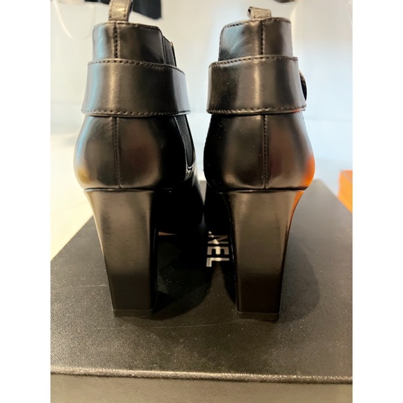 CHANEL Booties - Picture 6 of 11